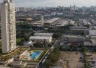 Morador de área rica quer vetar a mudança de vizinhos pobres
