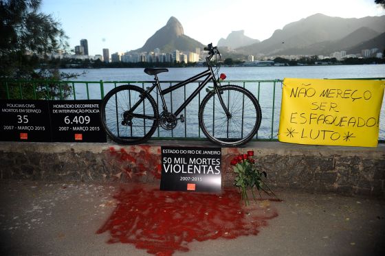 Protesto da ONG Rio de Paz pela morte de Jaime Gold.