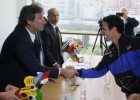 Em Caracas, senadores brasileiros se reúnem com Capriles e Cabello