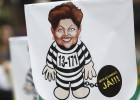 Dilma tem o 32º pedido de impeachment protocolado na Câmara Dilma tem o 32º pedido de impeachment protocolado na Câmara