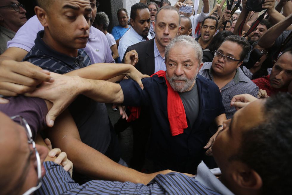 O ex-presidente Lula, em foto do dia 4 de março, após depor na PF.