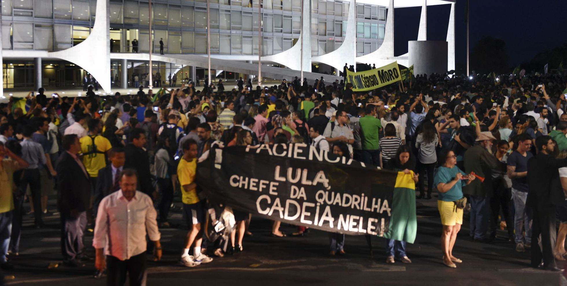 Áudio entre Lula e Dilma é divulgado por Sérgio Moro Áudio entre Lula e Dilma é divulgado por Sérgio Moro