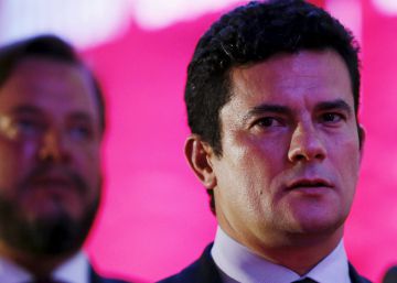 Impeachment avança na Câmara em meio ao caos político e jurídico