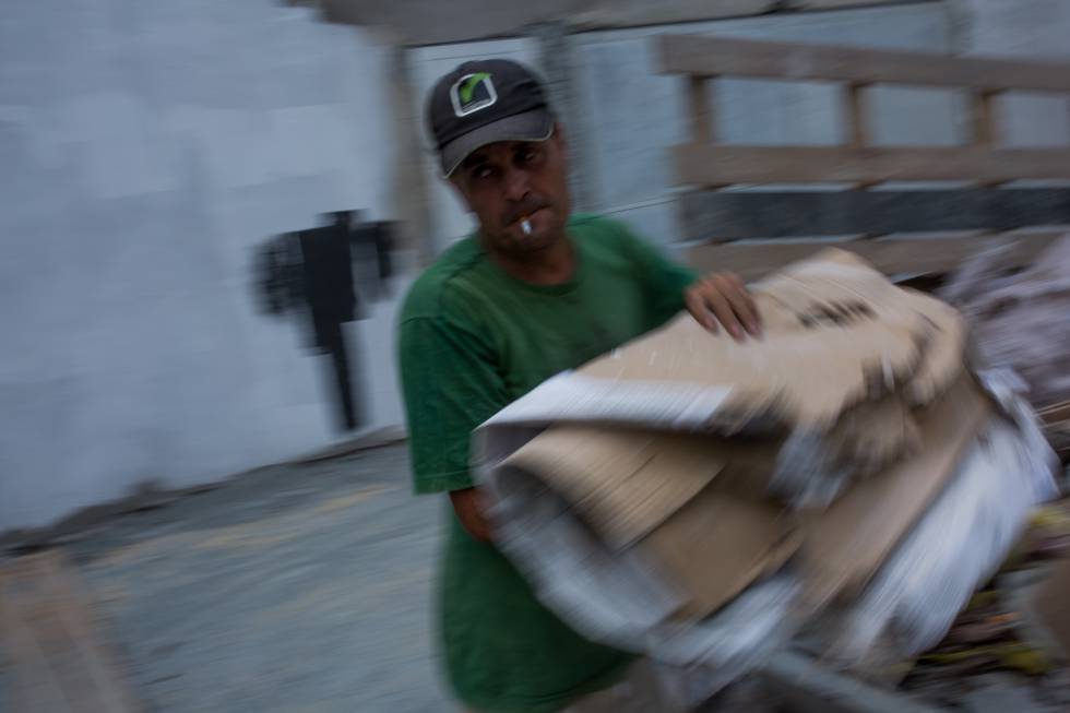 Segunda, quarta e sexta-feira são os dias de coleta fixa.