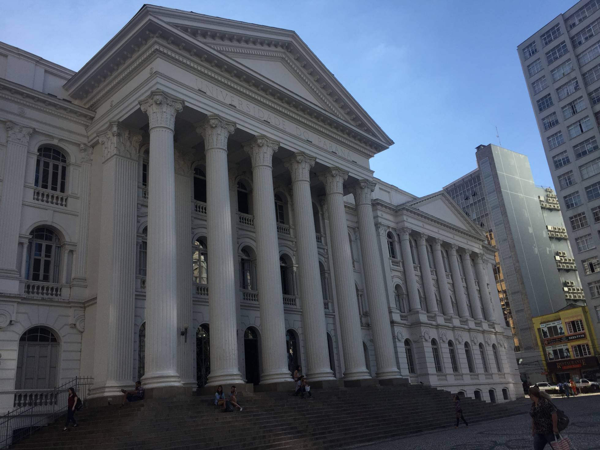 Prédio da Universidade Federal do Paraná. Prédio da Universidade Federal do Paraná.