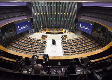 Plataforma prevê 361 X 152 para placar. Siga em tempo real
