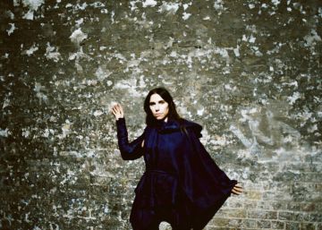 PJ Harvey turismo do horror e da indignação
