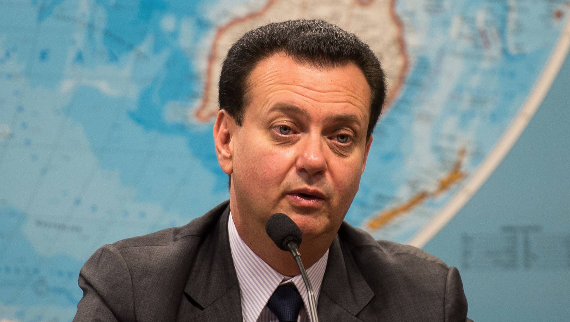 O ministro Kassab. O ministro Kassab.