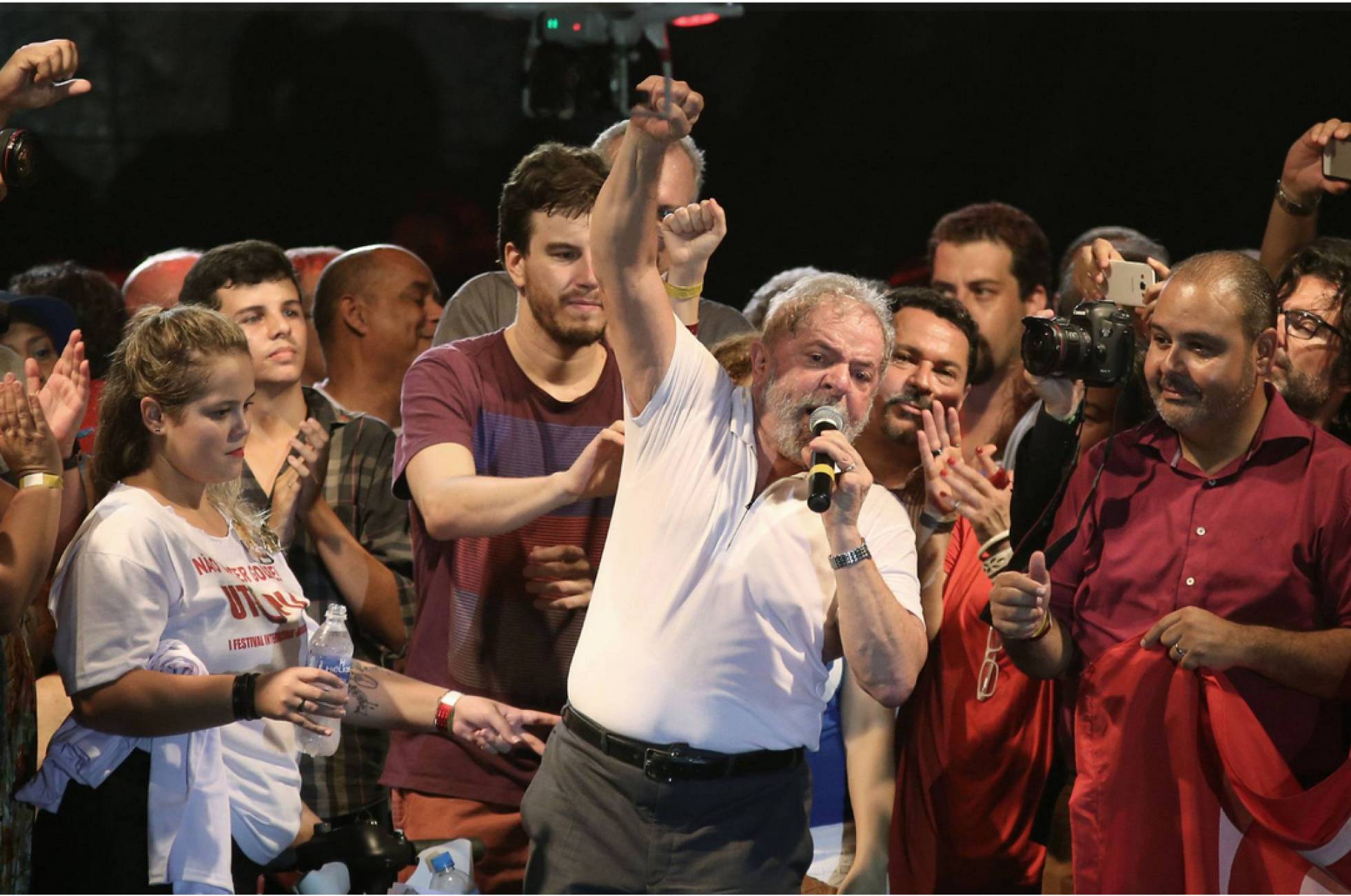 8 sinais de que a crise levou o Brasil de volta para os anos 90 8 sinais de que a crise levou o Brasil de volta para os anos 90