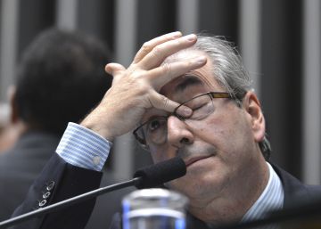 Ministro do STF afasta Cunha de mandato
