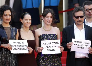El elenco de la película ‘Aquarius’ denuncia un “golpe de Estado” en Brasil El elenco de la película ‘Aquarius’ denuncia un “golpe de Estado” en Brasil