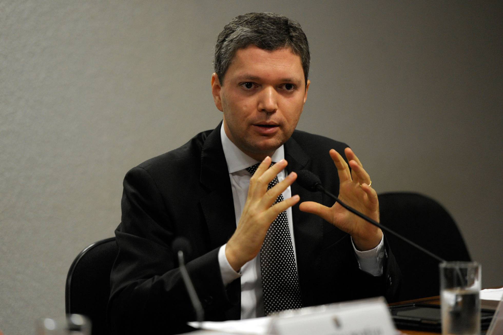 Fabiano Silveira, exonerado do cargo de ministro da Transparência, Fiscalização e Controle. Fabiano Silveira, exonerado do cargo de ministro da Transparência, Fiscalização e Controle.