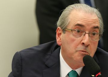 Com controle remoto da Câmara, Cunha faz ofensiva para burlar Conselho de Ética