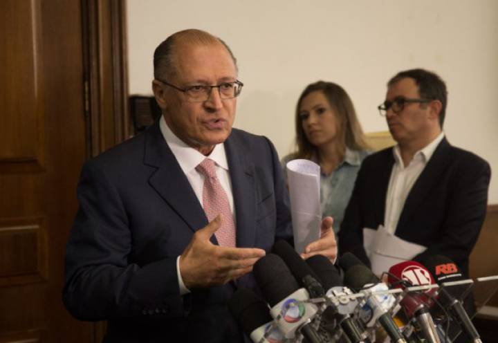 Geraldo Alckmin (PSDB), em seu segundo mandato seguido como governador de São Paulo, pedalou com recursos do Metrô. Geraldo Alckmin (PSDB), em seu segundo mandato seguido como governador de São Paulo, pedalou com recursos do Metrô.