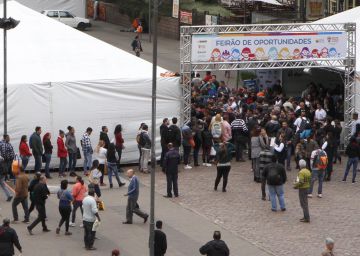 Seis em cada dez brasileiros querem atualização da CLT