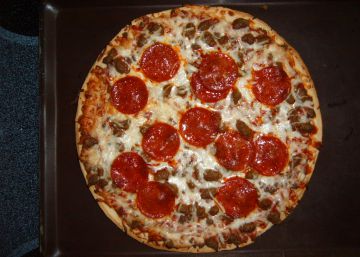 Pizza no almoço: você encara?