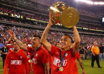 Chile vence a Argentina e é campeão da Copa América Centenário Chile vence a Argentina e é campeão da Copa América Centenário