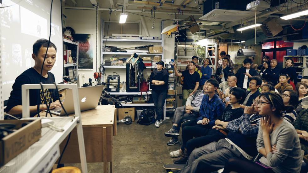 XinCheJian, o primeiro laboratório para hackers da China, inaugurado em Xangai em 2010
