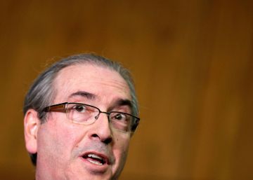 Todos pela cadeira de Cunha: renúncia embaralha disputa na Câmara