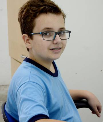 Aos 12 anos, Leonardo começou a desenvolver jogos de computador