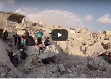 A patrulha em Alepo com os ‘White Helmets’, em 360º