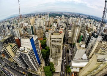 Pessimismo recua na economia com exterior e juízo do impeachment