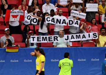Dia 4 na Rio 2016: indignação de Joanna Maranhão, solo de Jade e vitória no basquete