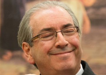 Data de sessão para cassar Cunha gera polêmica por beneficiá-lo