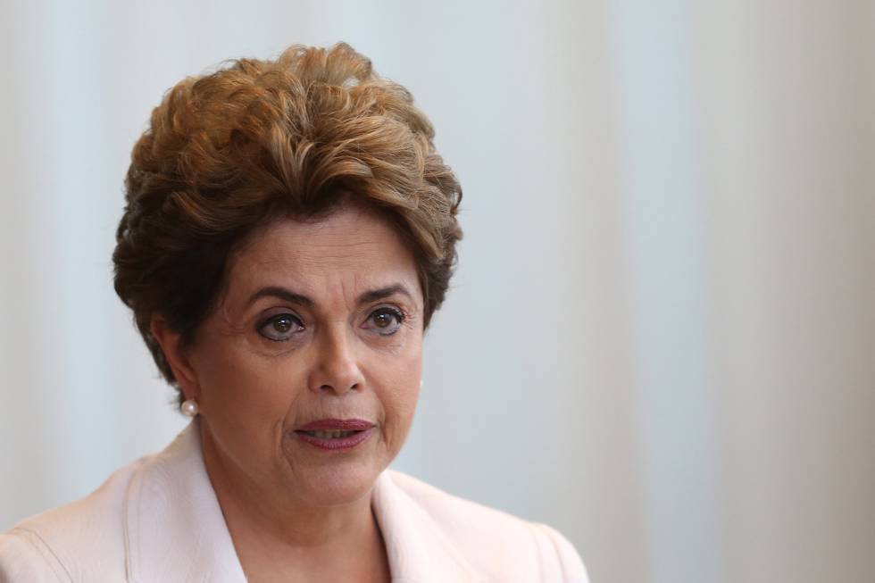 Rousseff, oficialmente investigada por obstrucción a la Justicia Rousseff, oficialmente investigada por obstrucción a la Justicia
