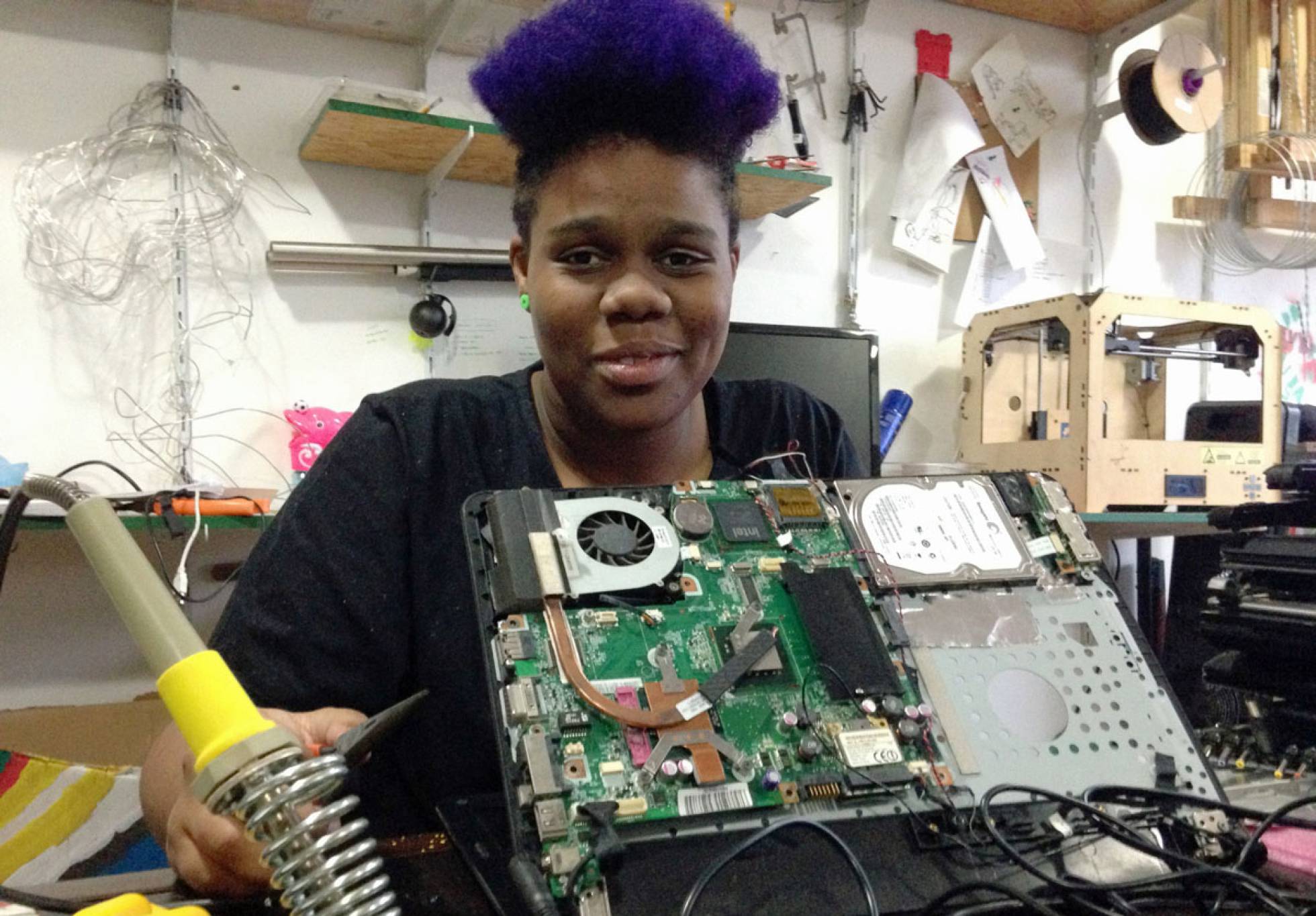 A empreendedora social Buh D'Angelo, da Infopreta. A empreendedora social Buh D'Angelo, da Infopreta.