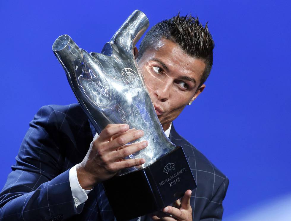 Cristiano Ronaldo, eleito melhor jogador da Europa na temporada