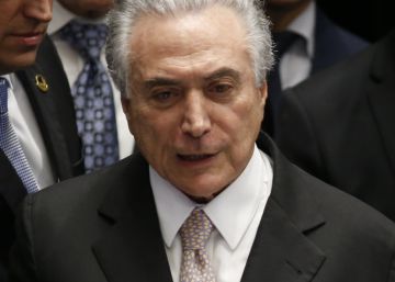 Michel Temer toma posse após o impeachment de Dilma