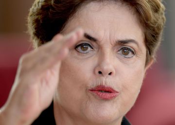 Rousseff: “Es gravísimo que se ejecute un programa sin pasar por las urnas”