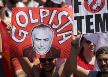 Jornalistas são feridos durante protesto contra Temer em Brasília