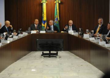 Gestão Temer culpa partidos pela ausência de mulheres em ministérios