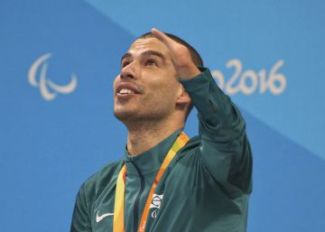 Daniel Dias eleva-se a herói paralímpico mundial