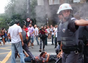 Cinco imagens e um vídeo do ‘Fora, Temer’ na Paulista neste domingo
