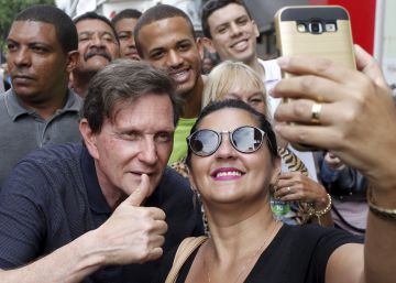 A versão suavizada do bispo Crivella decola no Rio com a crise do PMDB carioca