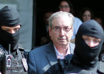 O silêncio no exclusivo condomínio de Cunha no dia de sua prisão