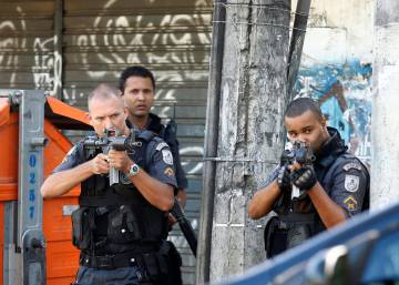 Em plena crise de segurança, policiais ameaçam colocar o Rio em xeque