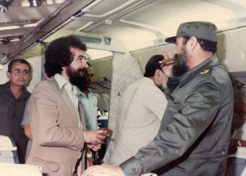 Fernando Morais: “De sua ilhota, Fidel chacoalhou o planeta” Fernando Morais: “De sua ilhota, Fidel chacoalhou o planeta”