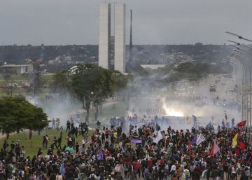 Congresso muda Constituição para aprovar o mais duro ajuste fiscal desde 1988