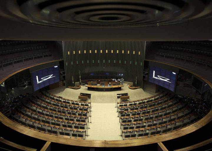 Temer ignora o ‘furacão Fachin’ de olho nas reformas, Congresso hesita Temer ignora o ‘furacão Fachin’ de olho nas reformas, Congresso hesita