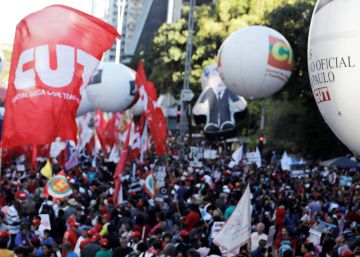 Adesão à greve geral contra reformas cresce e fura a bolha “Fora Temer”
