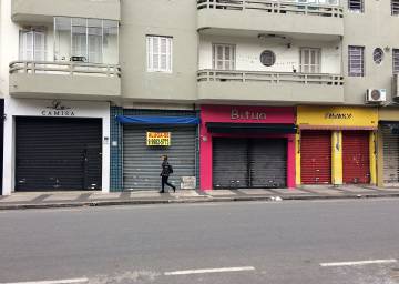 Lojas do Bom Retiro, no centro de São Paulo, ficaram fechadas nesta sexta-feira.