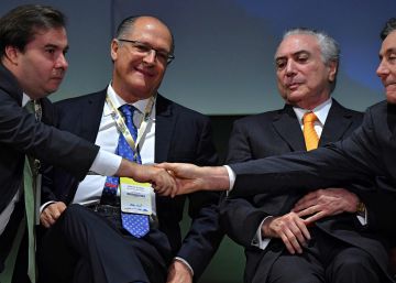 A investidores, Temer e Meirelles blindam economia da crise política A investidores, Temer e Meirelles blindam economia da crise política