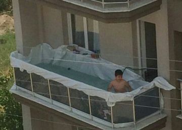 Piscina improvisada na varanda provoca complicados cálculos matemáticos Piscina improvisada na varanda provoca complicados cálculos matemáticos