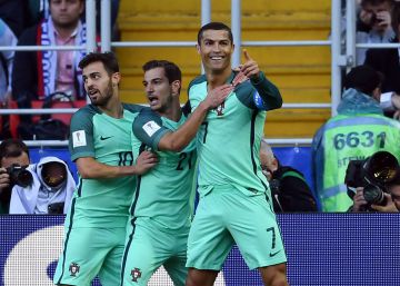 Cristiano Ronaldo decide e Portugal vence a Rússia por 1 x 0 Cristiano Ronaldo decide e Portugal vence a Rússia por 1 x 0