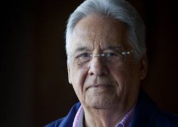 Crise, não só política Crise, não só política