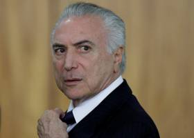 Janot denuncia Temer
